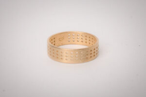 Diamond Mesh Band in 14k Gold